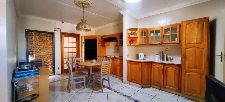 4 Bedroom Property for Sale in Miederpark North West